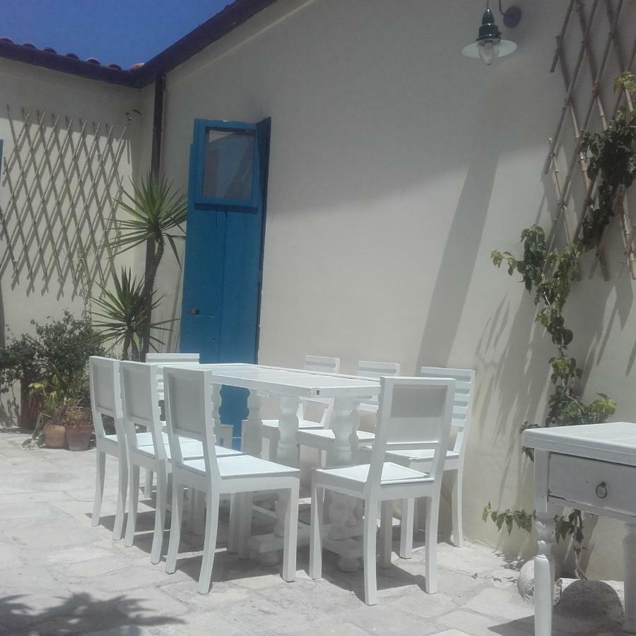 Bed and Breakfast Il Cortile Della Monaca Бриндизи Экстерьер фото